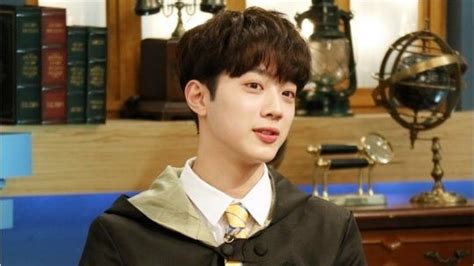 .lai kuanlin/ lai kuanlin (라이관린) english name: Lai Kuan Lin Reveals The Deal With Former Wanna One ...