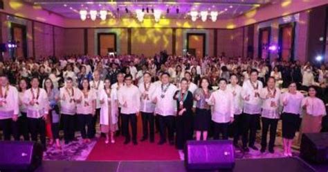 Dilg Chief Anti Drug Abuse Councils Heroes Of Governments Campaign