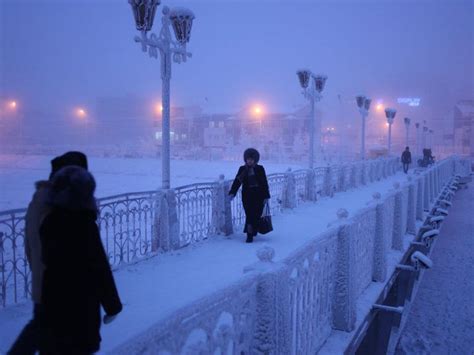 Residents Of Yakutsk In Northeastern Siberia During A Cold Snap Yakutsk Coldest City On Earth