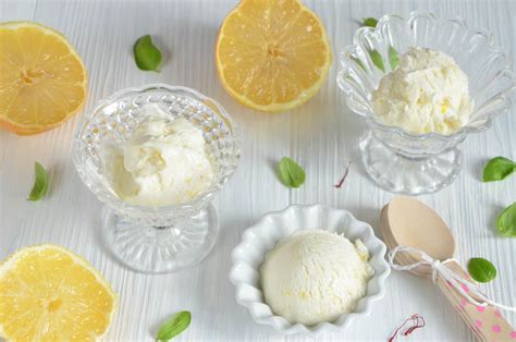 Réalisez en 1 étapes cette recette de glace vanille avec sorbetière avec cuisineaz. Glace au citron sans sorbetière