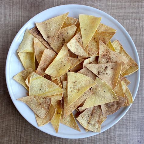 Bake 7 minutes at 350°f, rotate pan (s) and bake approximately 7 minutes more, until crisp but not brown. Homemade Oil Free Baked Tortilla Chips | The Conscientious ...