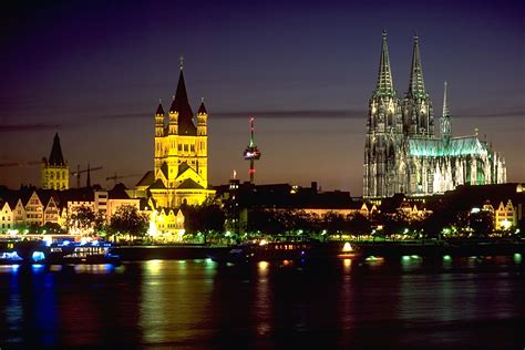 Cologne Skyline At Night By Andreas Tille Cc By Sa 40 Deutsch In