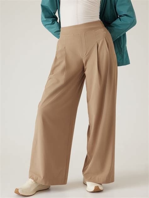 Brooklyn Heights Wide Leg Pant | Athleta