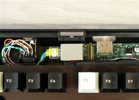 Raspberry Pi Keyboard Case Hack