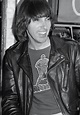 Fotos: 10 anos da morte de Johnny Ramone: relembre a trajetória do ...