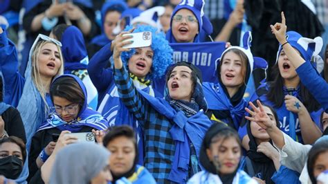 Iranian Women Allowed Into Stadium To Watch National Soccer Match Pay Tribute To Female Fan