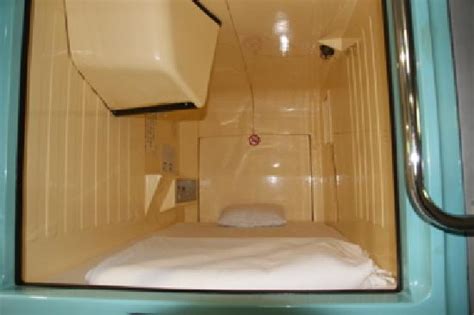 At capsule value kanda hotel , the excellent service and superior facilities make for an unforgettable stay. Inside the capsule - Picture of Shinjuku Kuyakushomae Capsule Hotel, Shinjuku - TripAdvisor