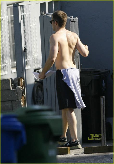 Chris Pine Is Shirtless Picks His Nose Photo 1928831 Photos Just Jared Celebrity News And