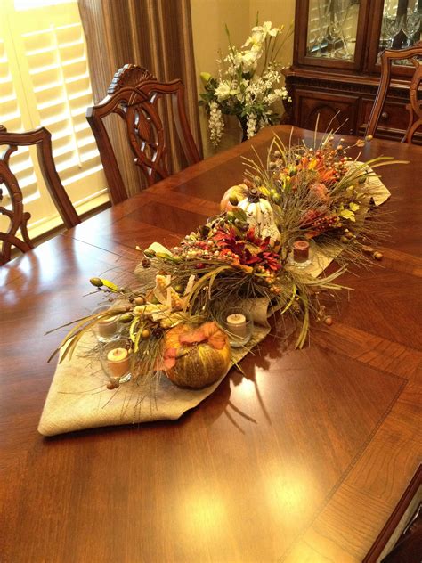 20 Decorate Table For Fall