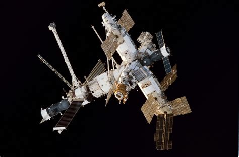 Dvids Images Mir Space Station Viewed From Endeavour During Sts 89