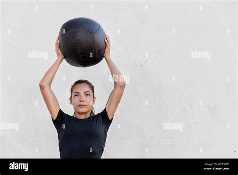 Bola De Entrenamiento Fotos E Im Genes De Stock Alamy