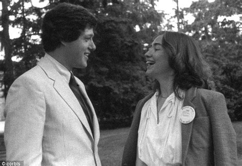 Hillary Clinton Her Romance With Husband Bill In New Screenplay Clinton Daily Mail Online