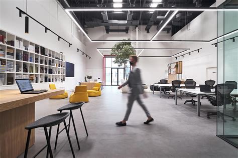 How To Plan The Return To A Hybrid Office Absolute Commercial Interiors
