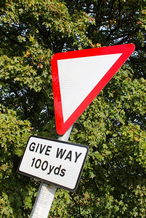 Give Way Sign Uk Give Way Sign Mike Cattell Flickr