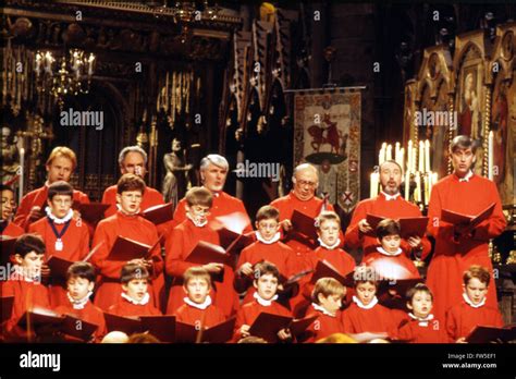 Westminster Abbey Choir Singing At Altar Stock Photo Alamy