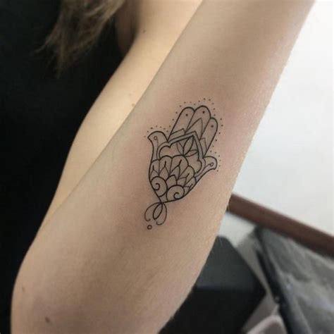 See more ideas about hamsa tattoo, tattoos, hamsa. 35 Unbelievable Hamsa Tattoo Ideas | Cuded