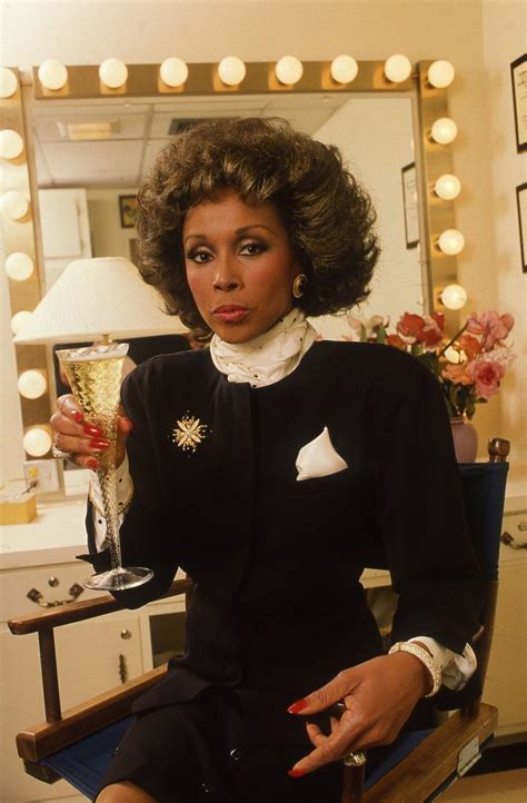 A Look At Diahann Carroll S Beauty Moments Through The Years Essence Artofit