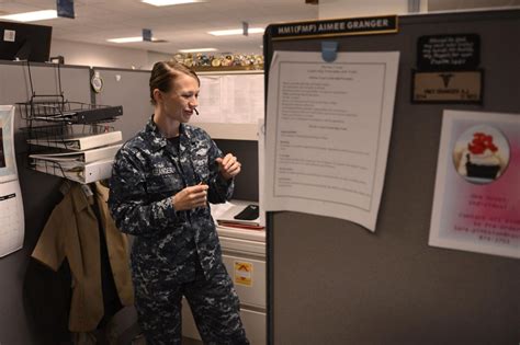 Navy Personnel Command Offers Live Chat Option Local