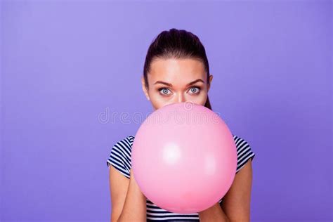 sexy girl blowing big balloon telegraph