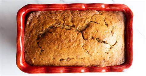 Easy Banana Bread with Brown Sugar | Recipe | Easy banana ...