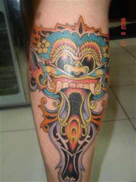 Tato pria di bahu berukuran kecil tato abstraksi. Blog Kumpulan Gambar Tattoo Design Terlangkap: Tato Keren ...