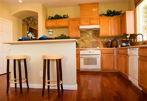 Jacobean is a very dark brown shade and is ideal for a vintage kitchen. 34 Kitchens with Dark Wood Floors (Pictures)