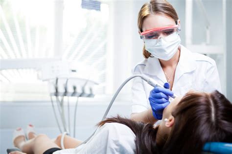 7 Reasons To Visit Your Dental Hygienist Smile Pad