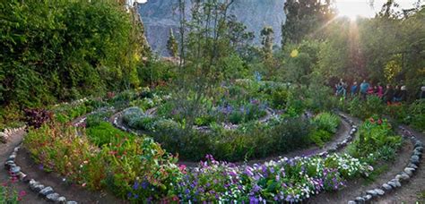 Massachusetts Master Gardeners Therapeutic Garden