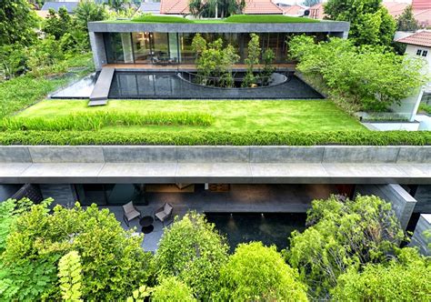 Green Roof House In Singapore The Wall House Modern Home Design