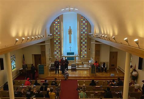 La Iglesia Evangélica Luterana Nombra A La Primera Obispa Transgénero