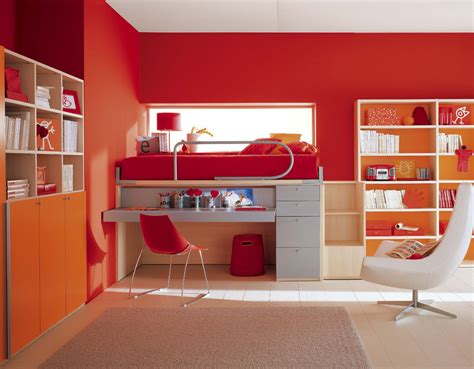 So, it is wise option to put away the television and give something else like whiteboard or magnet board. Home Design interior: kids study room design