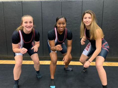 Sparkman Trio Of Female Wrestlers Take To Mats For High School