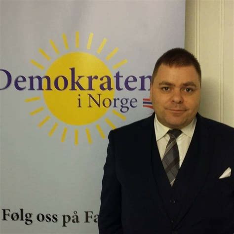 Fylkeslaget er i ferd med å reorganiseres. Oppland Arbeiderblad - Demokratene har hjerte for Norge