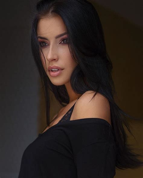 Sagaj On Instagram Thelook Beautiful Gorgeous Girl Model