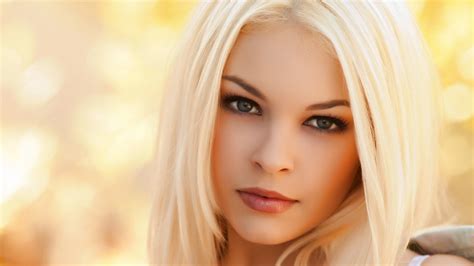 Masaüstü Yüz Kadınlar Model Portre Sarışın Uzun Saç Pornstar Fotoğraf Burun Oyuncak