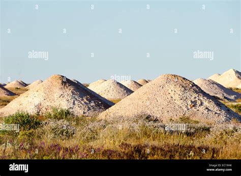 Piles Of Tailings Opal Mines Coober Pedy South Australia Stock Photo