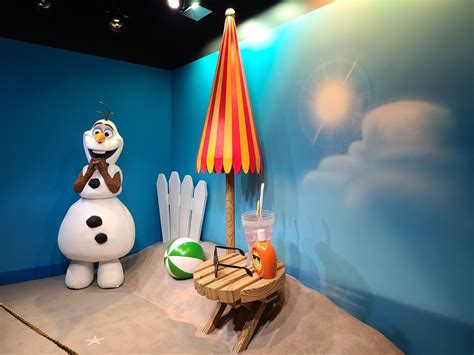 Olaf Character Meet And Greet Returns To Disneys Hollywood Studios