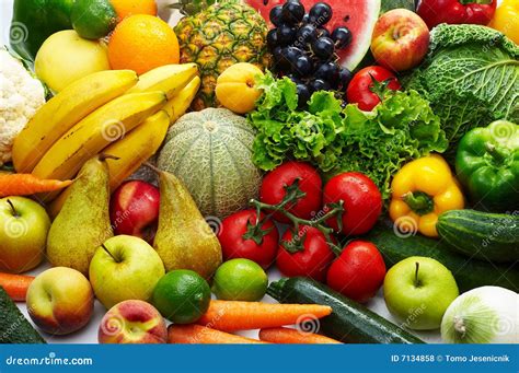 Obst Und Gemüse Lizenzfreie Stockfotos Bild 7134858