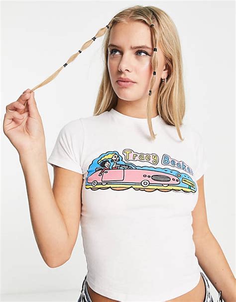 Daisy Street Cropped T Shirt With Tracy Beaker Print In White Asos