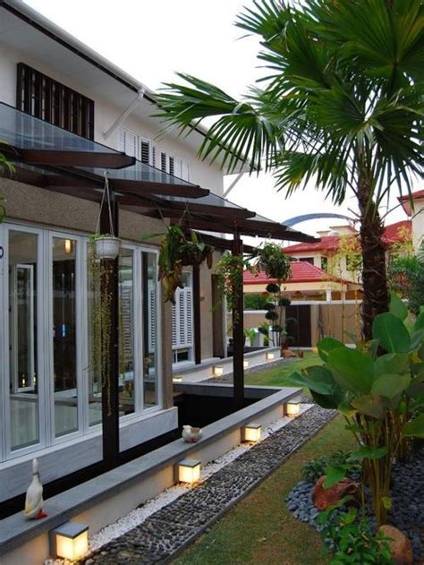 2 storey terrace house renovation 7: Terrace House Landscape Malaysia | House landscape, Garden ...