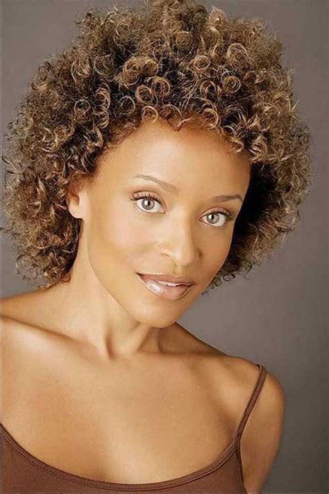 Curly hairstyles give an original and trendy look to women's personality. 15 Easy Hairstyles For Short Curly Hair