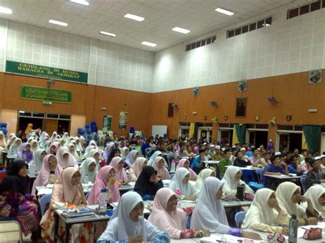 Sekolah menengah agama persekutuan kajang (smapk) atau nama ringkasnya smap kajang, merupakan sebuah sekolah menengah agama berasrama penuh yang terletak di batu 13, kajang, selangor. WADAH KETERAMPILAN BERBAHASA: PROGRAM JERAYAWARA BAHASA DI ...