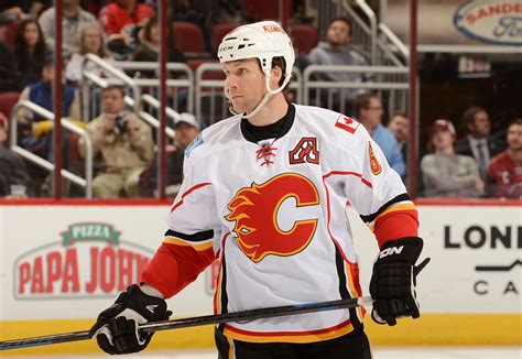 17 hours ago · the 2021 nhl free agency period has officially opened. NHL rumors on trades, coach firings, signings, injuries ...