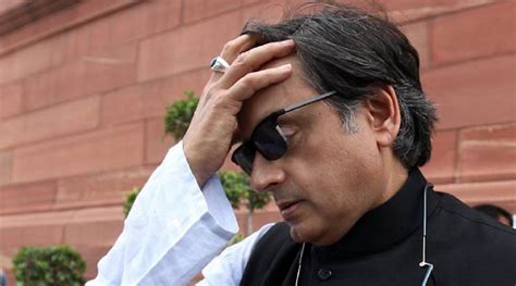 Congress Mp Shashi Tharoor Wrong Spelling Netizens Caught काँग्रेस खासदार शशी थरूर यांचं