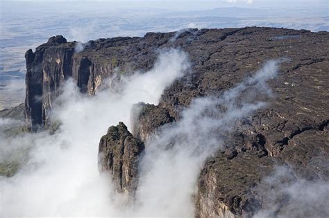 Tabletop Mountains Or Tepuis Of Venezuela Amusing Planet