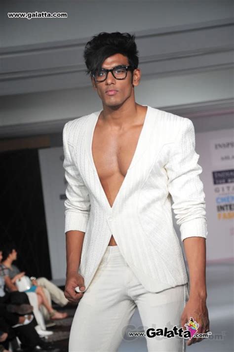 Shirtless Bollywood Men Taher Ali