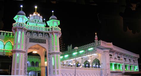 Not influenced by the material things, he came to india and settled in ajmer to teach why mankind is the best way of high living. Download Garib Nawaz Wallpaper Free Download Gallery
