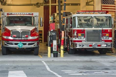 Fire Trucks Versus Fire Engines The Differences Lake County Banner