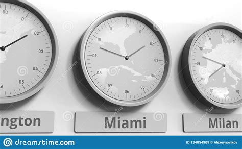 Round Clock Showing Miami Usa Time Within World Time Zones Conceptual