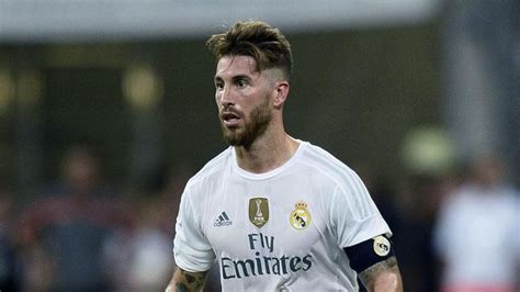 Real Madrid Ramos Fa Infuriare I Tifosi Sui Social Ecco Il Motivo Foto